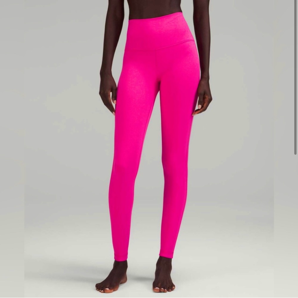 Lululemon SONIC PINK Leggings SIZE 4